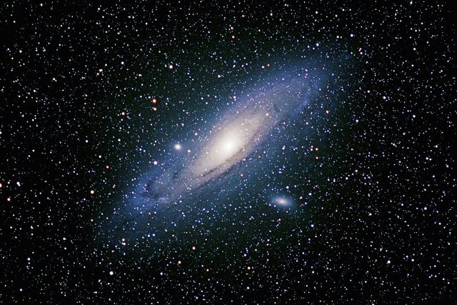 Papermoon Fototapete »Andromeda-Galaxie«, samtig, Vliestapete, hochwertiger Digitaldruck-Tapeten-Inspirationen