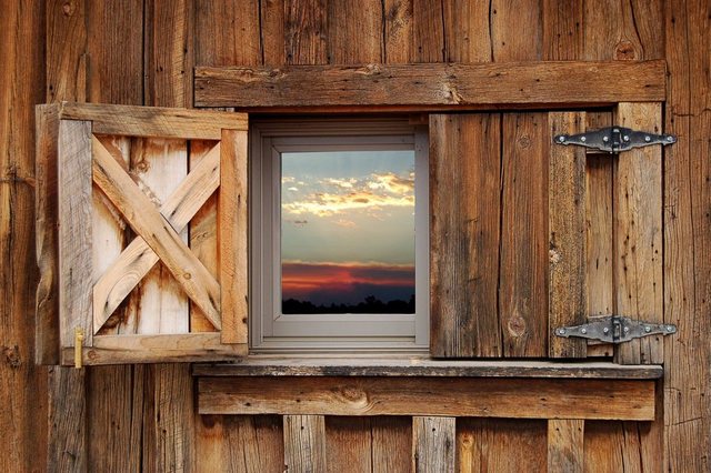 Papermoon Fototapete »Scheunenfenster«, samtig, samtig, Vliestapete, hochwertiger Digitaldruck-Tapeten-Inspirationen